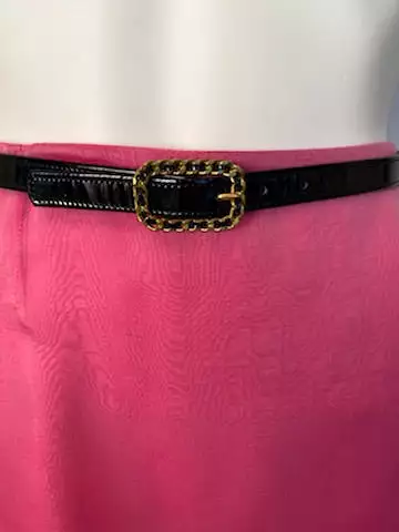 95P Chanel Vintage Skinny Black Patent Leather Woven Gold Chain Belt Sz Small