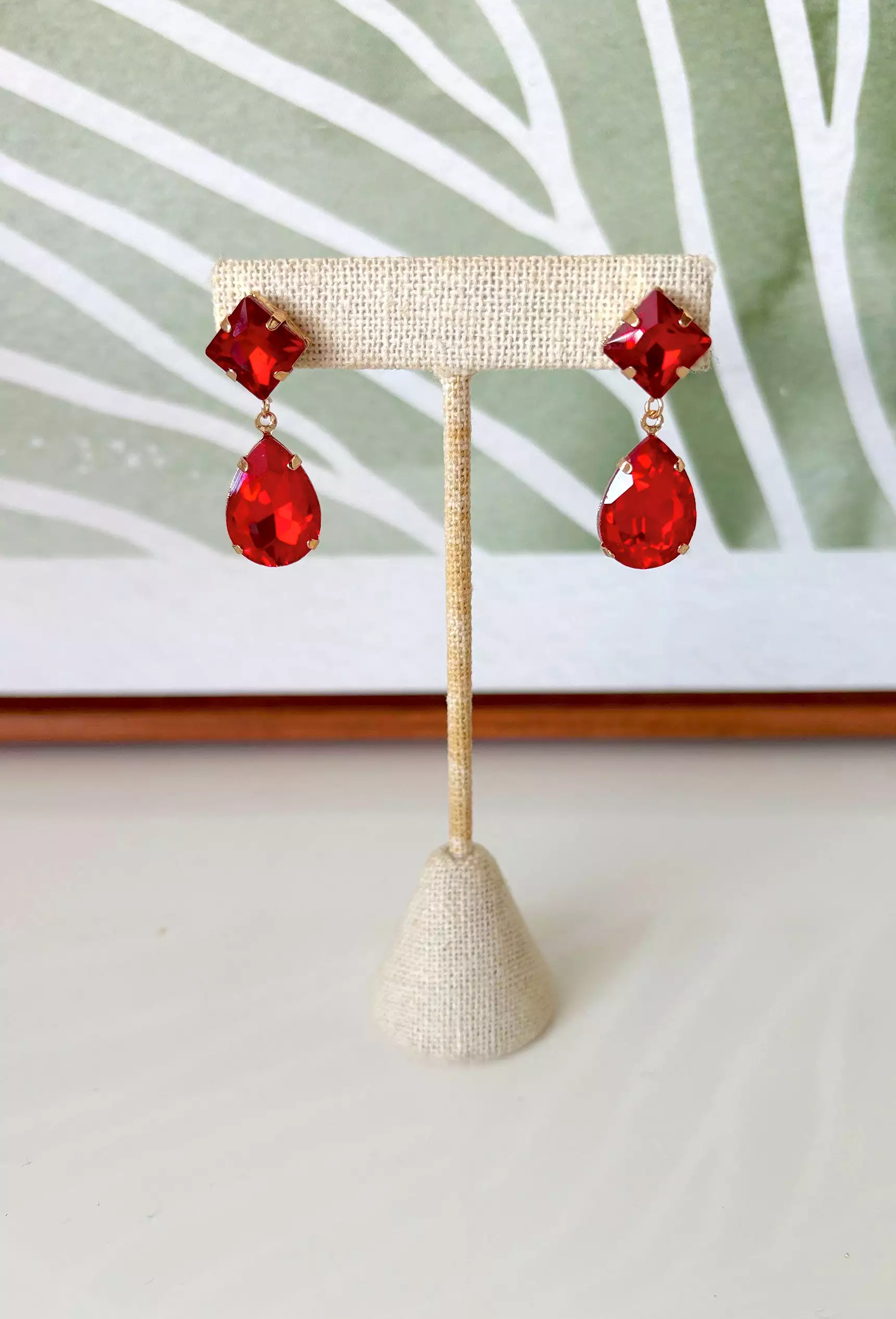 Dazzling Haze Earrings in Red