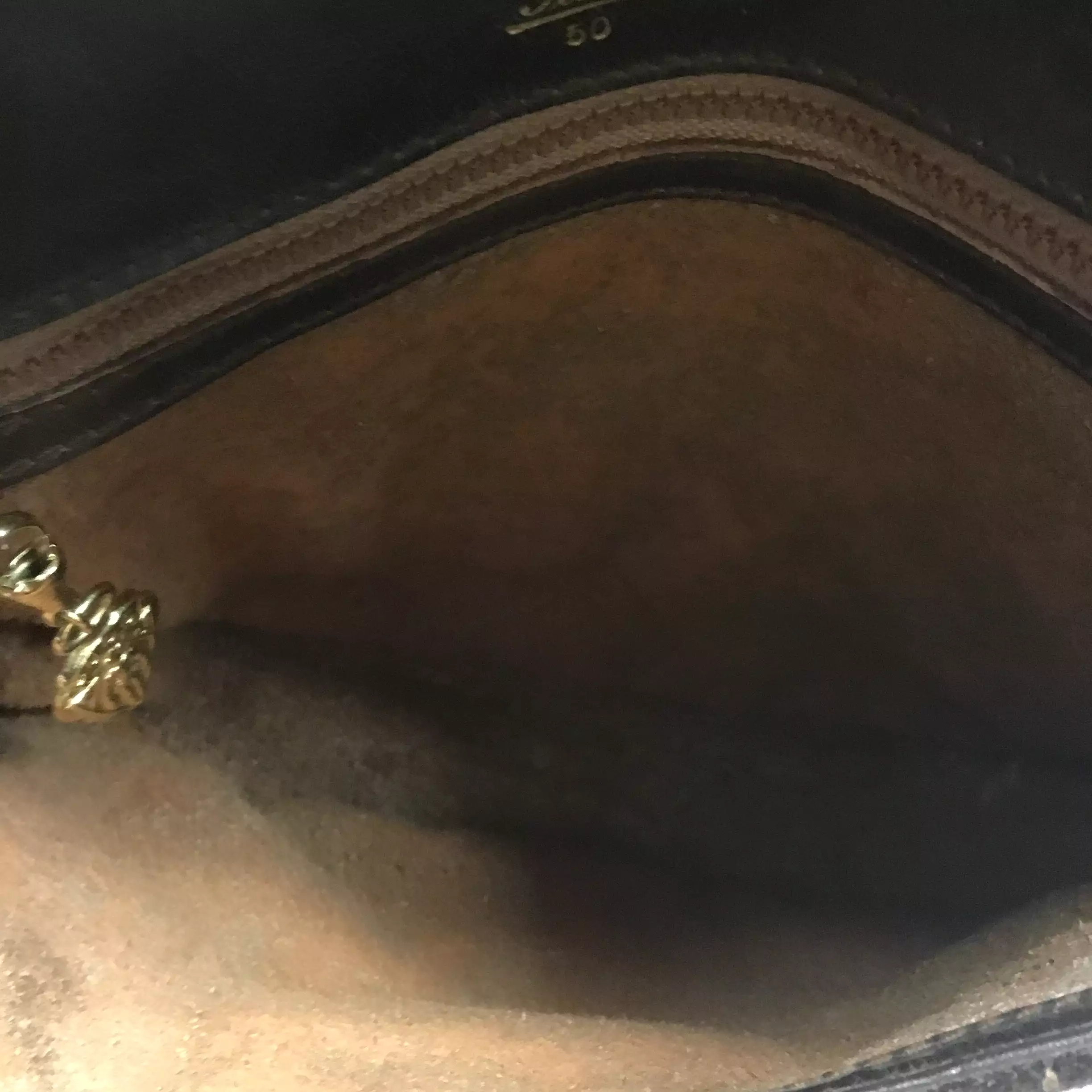 Handbag Luxury Designer By Gucci  Size: Small