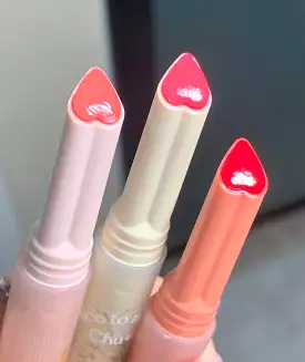 Heartshaped Lipstick - Kimi