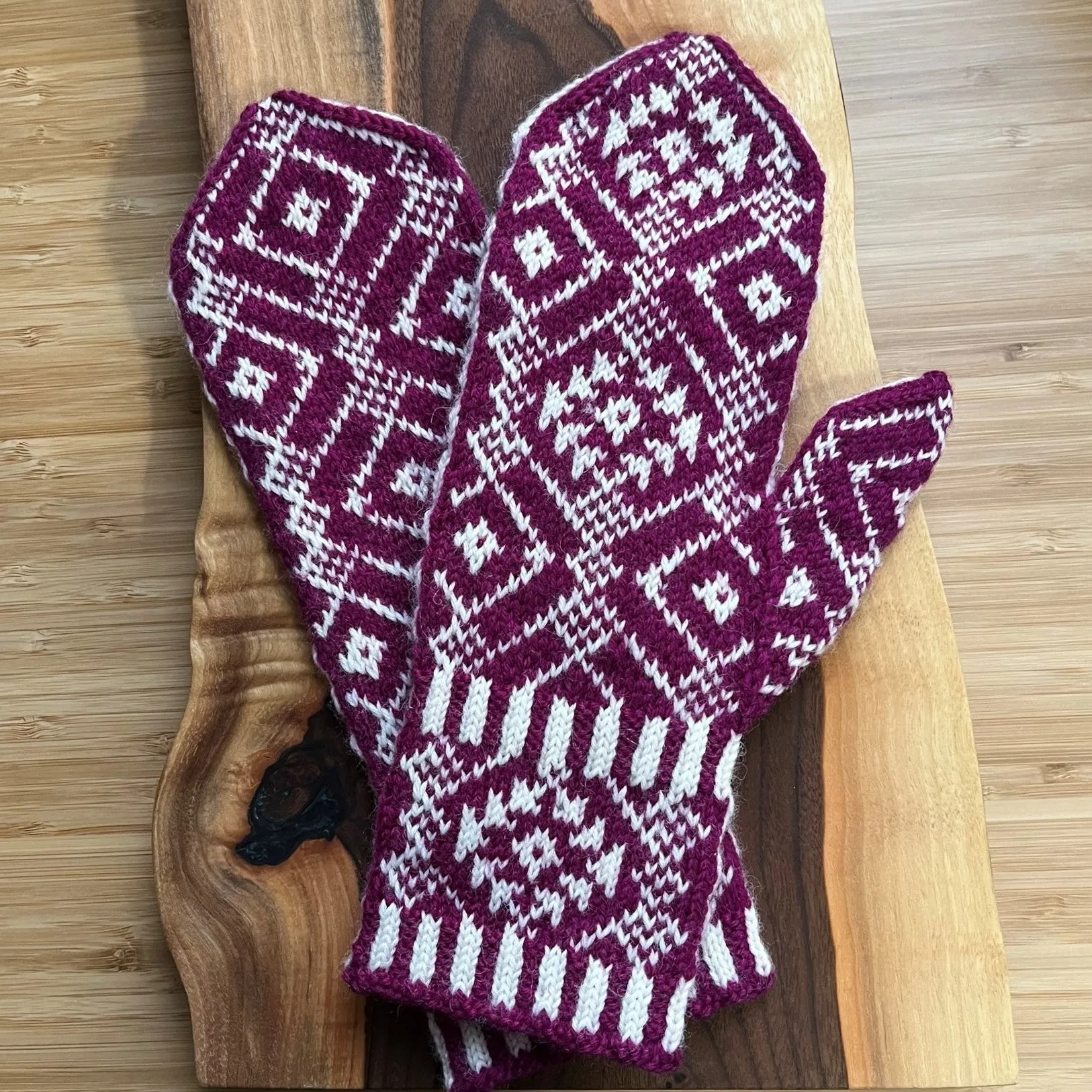 Janet Welsh Winter Dream Mittens (Cream & Purple)