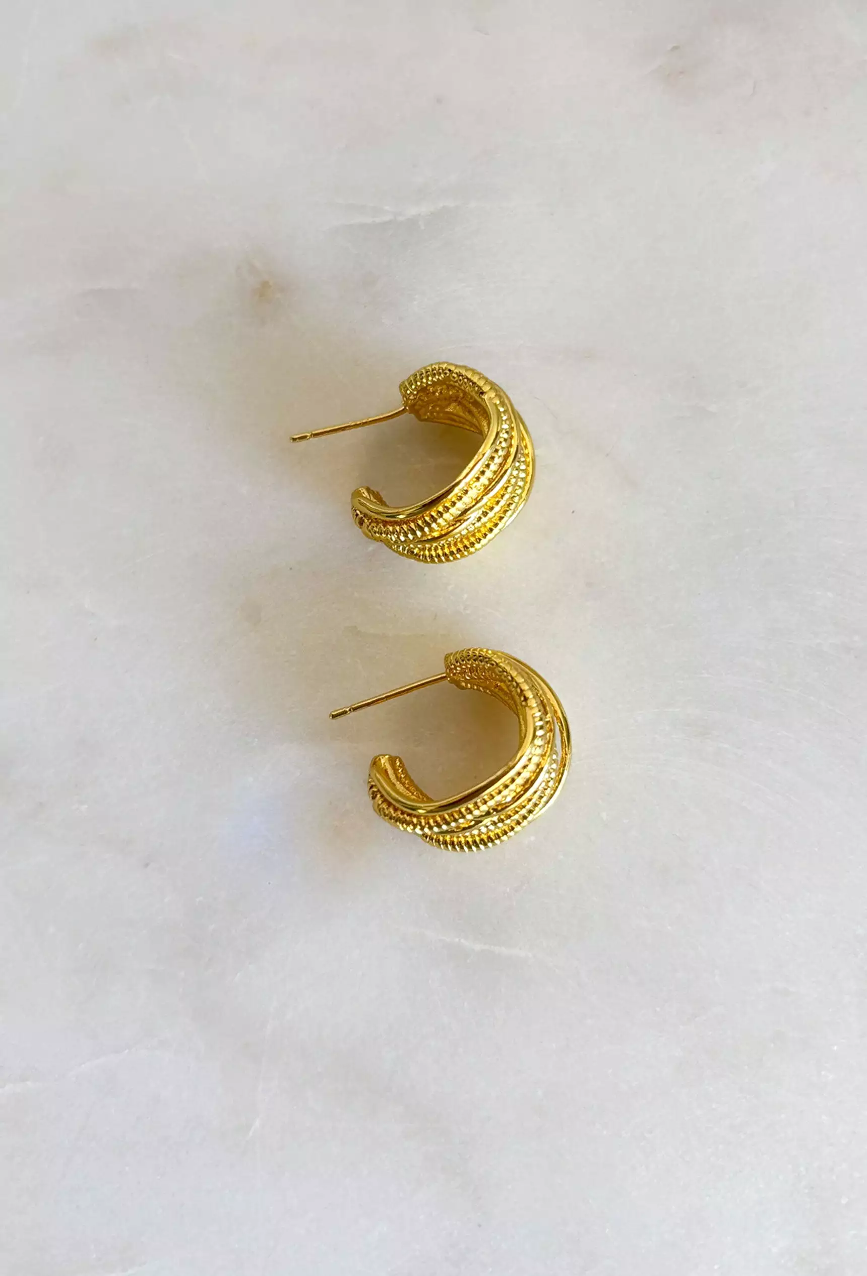 Kathleen Hoop Earrings in Gold